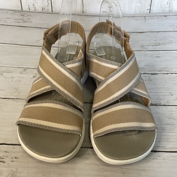 Clarks Mira Lily Tan, Gray and White Elastic Open Toe Sling Back Velcro Sandals - Picture 3 of 13